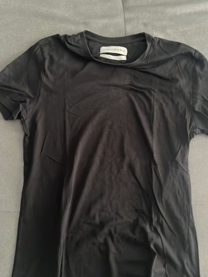 Zara T-shirt size S like new, black