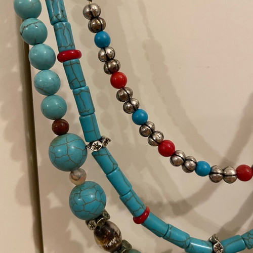 Handmade necklace with turquoise and coral stones like new