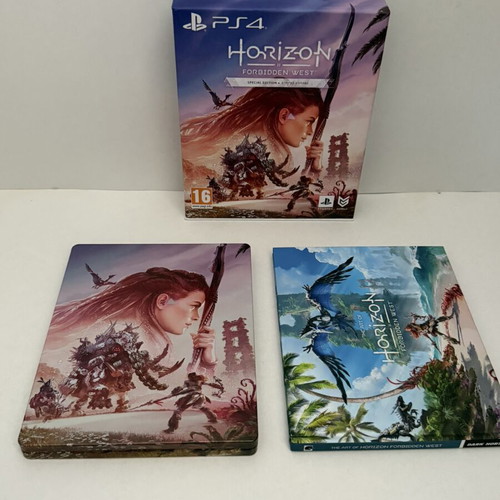 Horizon Forbidden West Special Edition PS4 like new with Steelbook and Art Book