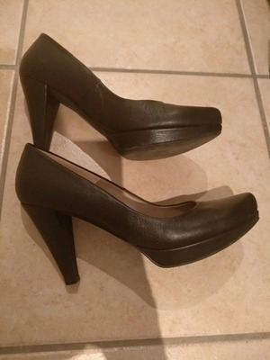 Black pumps size 39 used