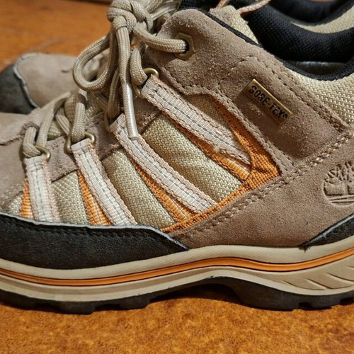 Timberland Goretex Kids Boots Size 31.5 Like New