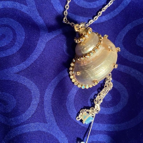 Summer necklace with shell, rhinestones, moonstone and silver-plated chain new