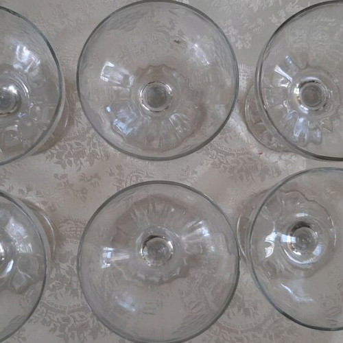 Vintage champagne glasses used, set of 6 with carved designs