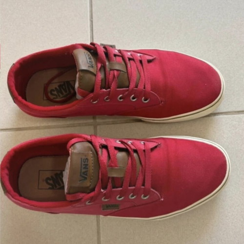 Vans casual shoes size 43 like new