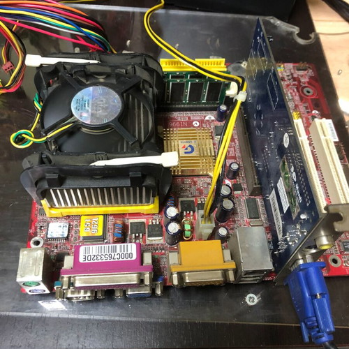 Complete motherboards used, pack of 478 with RAM, graphics cards and processors