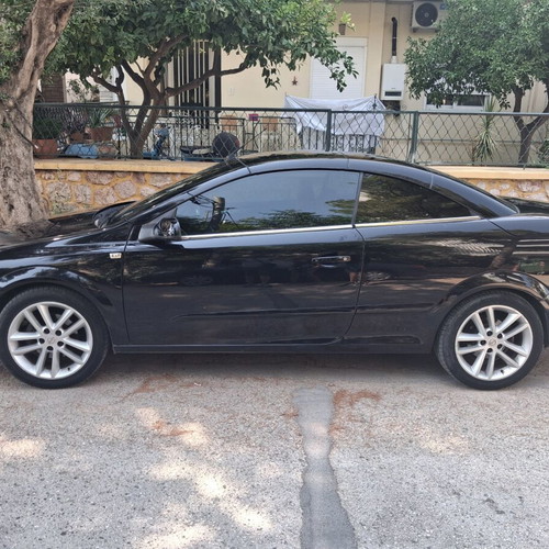 Opel Astra H Twin Top 1800 cc 2007 like new, manual, black