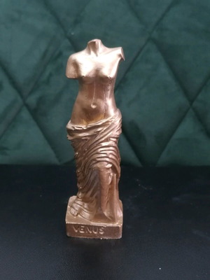 Venus statue made of plaster in gold color new