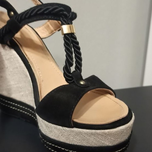 Gianna Kazakou women's platforms used, black, size 37