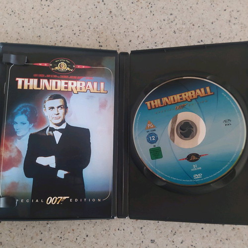 James Bond DVD collection with Sean Connery used, 6 films with English subtitles