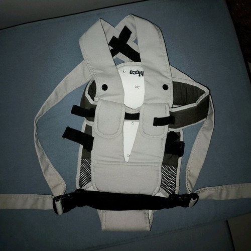 Chicco baby carrier like new