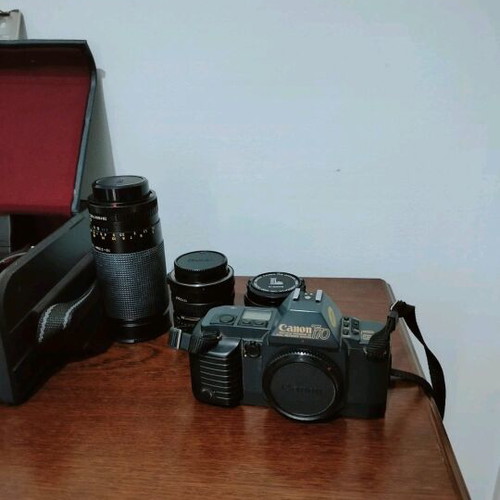 Canon T70 (1982) camera like new