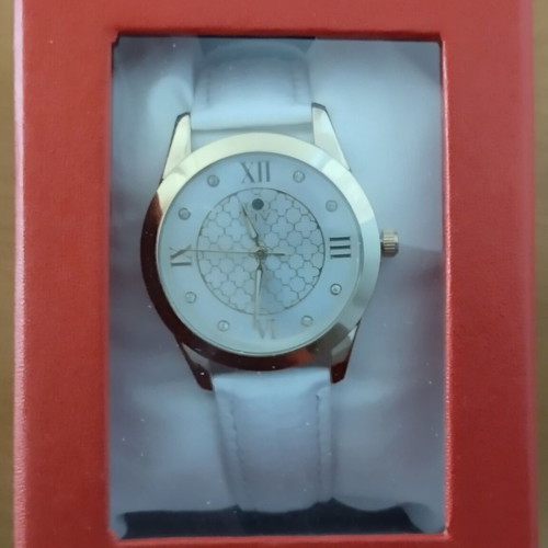 Helena Vera Elegant Women's Quartz Watch, White Leather Strap