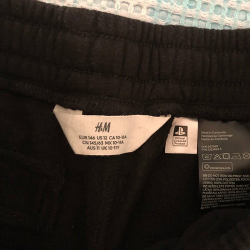 Bermudas for boy 10-12 years, like new, pack of 2