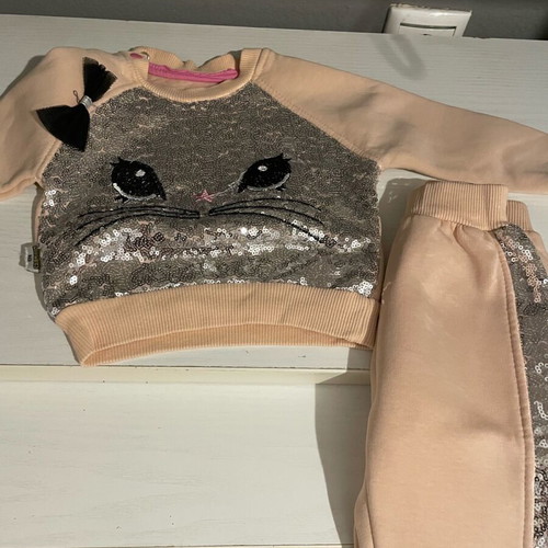 Baby clothing set with sequins like new for girl