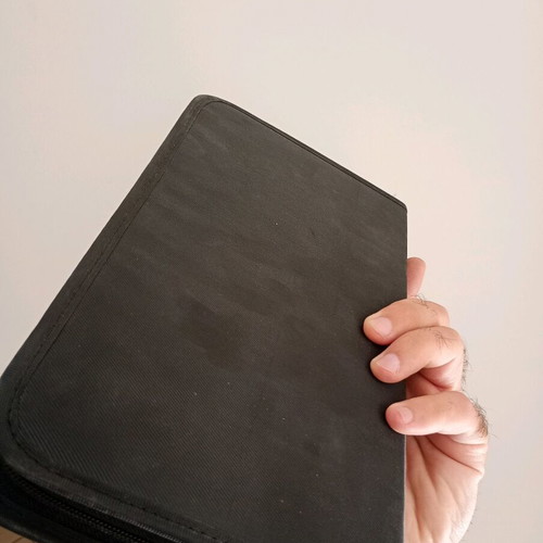Fabric portable CD case used, 24 slots
