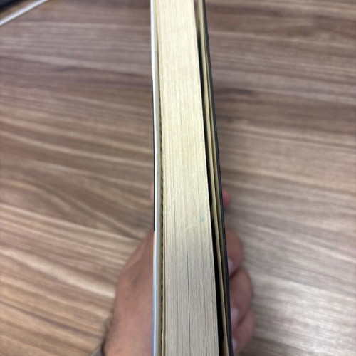 To Minyma by Marlo Morgan used, Greek edition