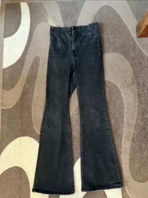 Stradivarius Women's Black Flared Jeans like new, size M 38 10