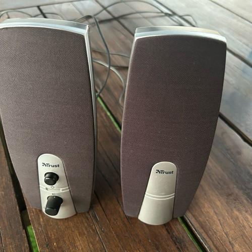 Trust computer speakers used
