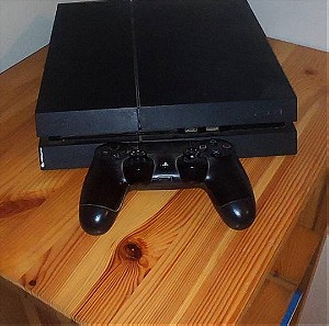 PlayStation 4 500gb +15 games