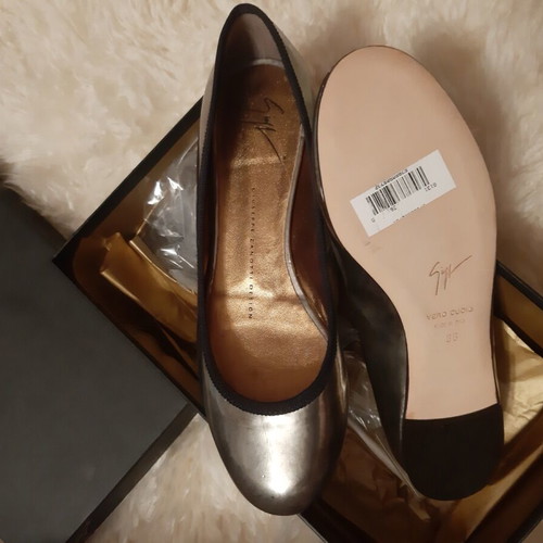 Giuseppe Zanotti metallic leather flat ballerinas size 36 like new