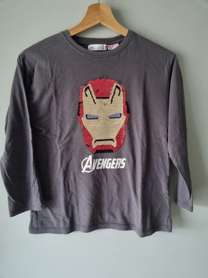 Marvel Avengers Zara shirt like new with color-changing sequins