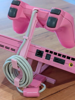 3D Printed Βάση Κονσόλας και Χειριστηρίου με Cable Management για PlayStation 2 Slim οριζόντια καινούργιο