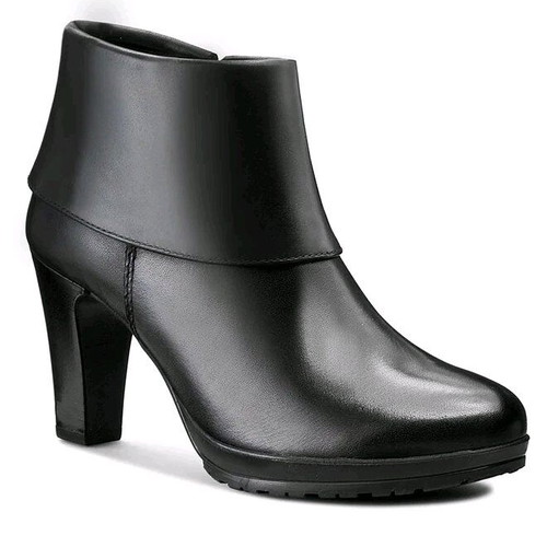 Tamaris women's black boots used, size 36, leather
