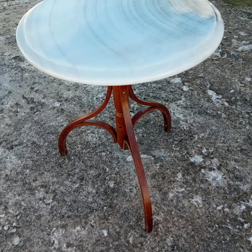 Coffee table used, dimensions 44×44×55