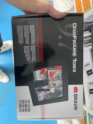 Braun Phototechnik DigiFrame 1083 digital LED photo frame 9.7" new, black