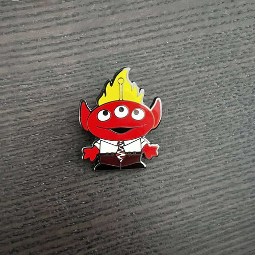 Loungefly Disney Pixar pin like new