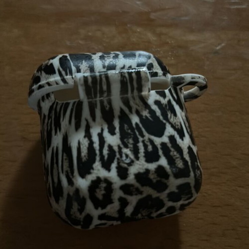 AirPods case with animal print like new