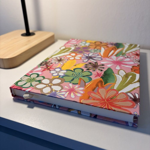 Agenda new, blank pages, hardcover with embossed design