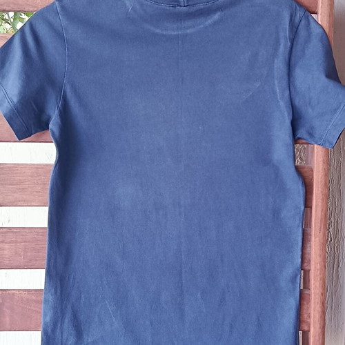 United Colors of Benetton T-shirt like new, size 10-11 years, blue