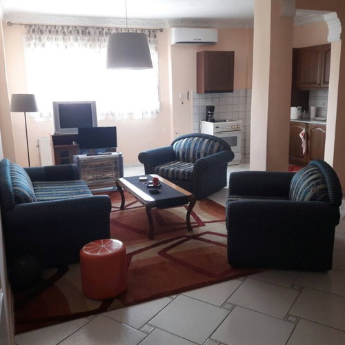 Blue living room set like new, two-seater sofa and 2 armchairs