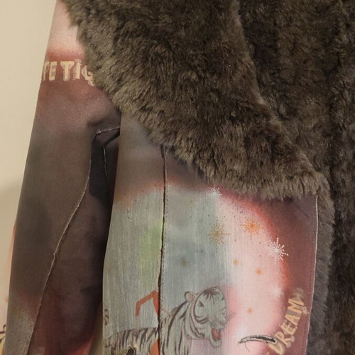 Gusto Barcelona fur coat new, size 38 with belt
