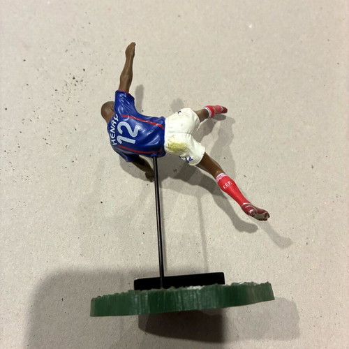 Henry collectible figure like new