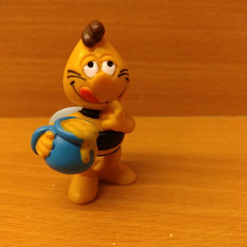 Maya the Bee plastic figures set like new