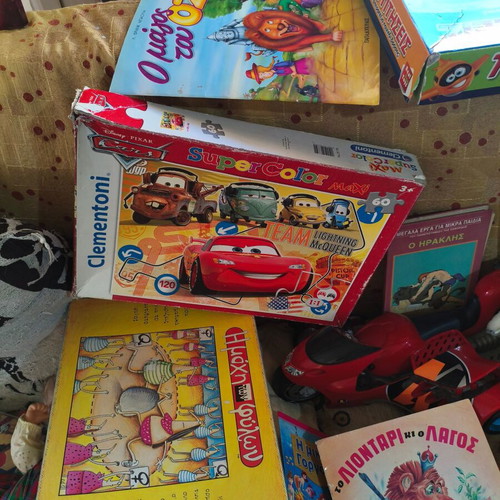 Toys pack used
