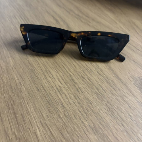 Cat-Eye Sunglasses Unisex Used, Tortoiseshell Brown Frame