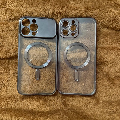 iPhone 13 Pro Max cases like new, pack of 23