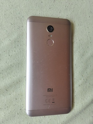 Xiaomi Redmi 5 Plus used, beige, 32GB, unlocked, with charger