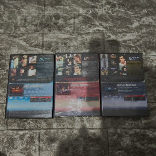 James Bond 007 DVD set of 3 new action movies with subtitles