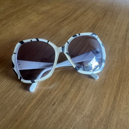 Betty Grable Oversized Zebra Sunglasses made in Italy like new
