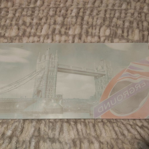 Tempered glass table top like new with London print