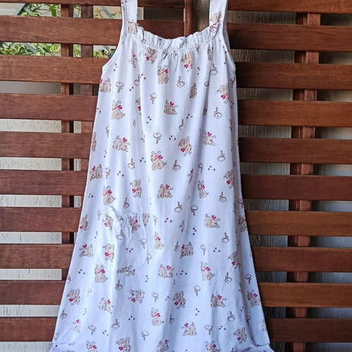 White Cotton Nightgown with Cute Dogs and Lace like new
