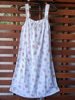 White Cotton Nightgown with Cute Dogs and Lace like new