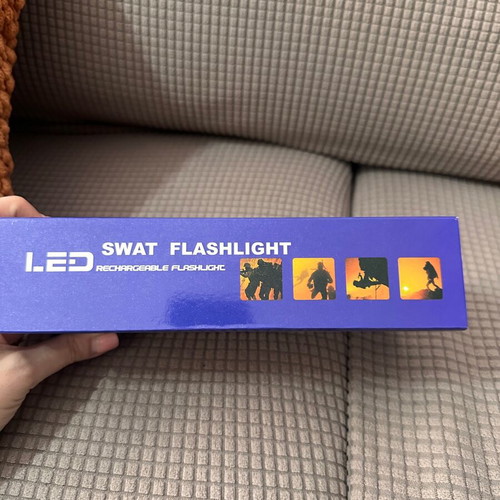 Swat LED flashlight used with red and white light, rechargeable