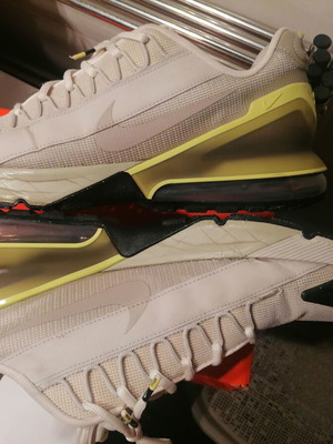Nike Air Max sneakers size 47.5 like new, white and grey
