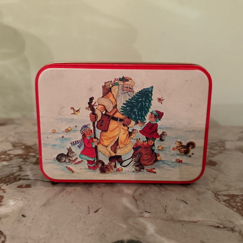 Vintage Christmas Metal Box like new