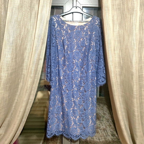 Camelot dress like new with gray-blue lace and beige lining